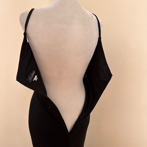 La Femme V-Neck Long Jersey Prom Dress - Picture 6 of 8